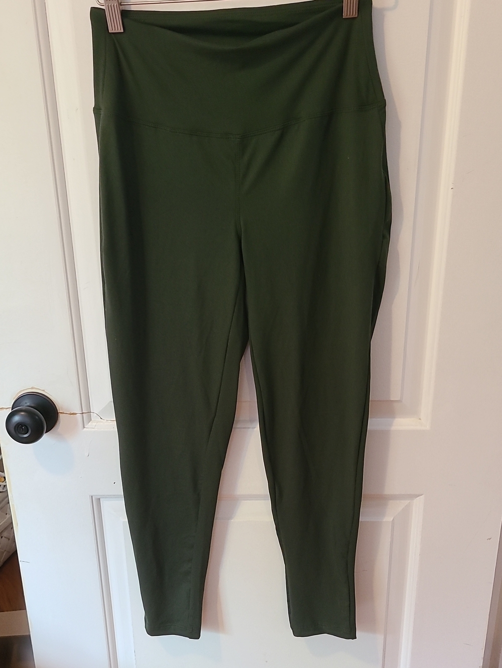 NWOT Zenana Army Green Yoga Pants Leggings